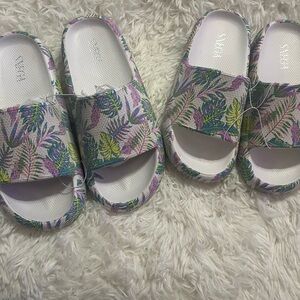 Slides Tropical Size 6 7 Or 11